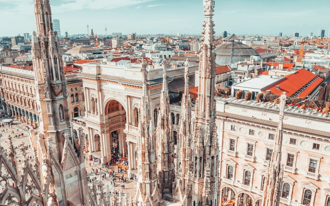Milan skyline, Galleria Vittorio Emanuele II and the Duomo rooftops